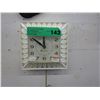Image 1 : Vintage Electric G.E. wall clock