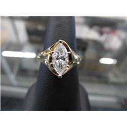 10KT yellow gold solitaire ring