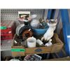 Image 1 : Collectible & household items