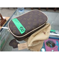 New - knock off Louis Vuitton crossover bag