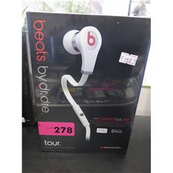 Ear bud headphones - white