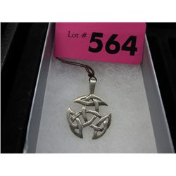 .925 Silver Celtic pendant, 1" dia.