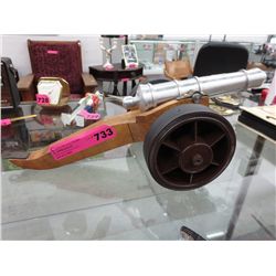 Desktop replica cannon