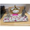 Image 1 : Collectible china and other items