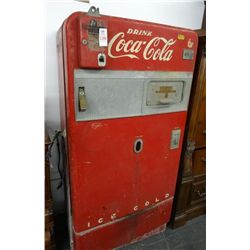 Vintage 1940s Vendo 83 Coca Cola Vending Machine