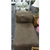 Image 1 : Signature Design Fabric Chaise