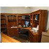 Image 1 : U Shape Desk w/Upper