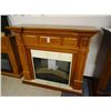 Image 1 : Large Oak Mantle/Firebox