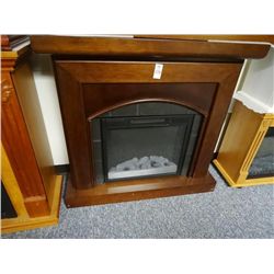 Med. Oak Mantle/Firebox