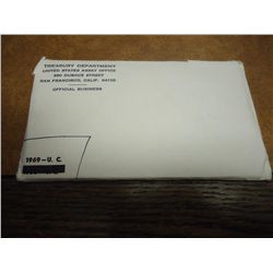 1969 US MINT SET (UNC) P/D SEALED ENVELOPE