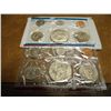 Image 2 : 1977 US MINT SET (UNC) P/D (WITH ENVELOPE)