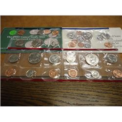 1992 & 1993 US MINT SETS P/D (WITH ENVELOPES)