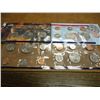 Image 2 : 1994 & 1995 US MINT SETS P/D (WITH ENVELOPES)