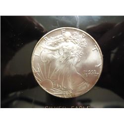 1986 AMERICAN SILVER EAGLE (UNC)