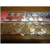 Image 2 : 2002 US MINT SET (UNC) P/D (WITH ENVELOPE)