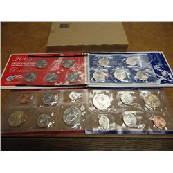 2005 US MINT SET (UNC) P/D (WITH ENVELOPE)