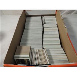 BOX LOT ASSORTED BASEBALL CARDS