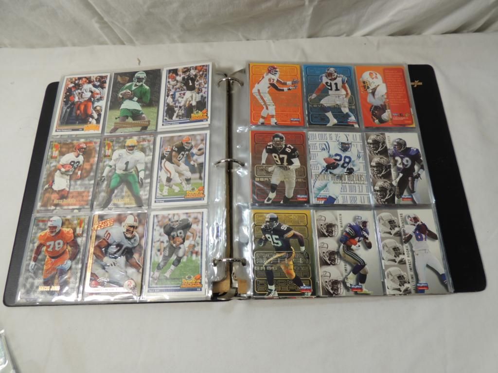 BINDER FULL FOOTBALL PLAYER CARDS ROOKIES BINDER FULL FOOTBALL PLAYER CARDS ROOKIES