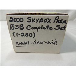 2000 SKYBOX BASEBALL CARD COMPLETE SET
