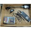 Image 1 : BLUETOOTH , BATTERY CHARGER, DISPLAY ADAPTER
