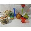 Image 2 : LOT 8 GLASSWARE VASES, PLANTERS