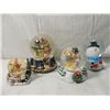 Image 1 : LOT 4 SNOWMAN SNOW GLOBES