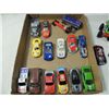 Image 2 : LOT 18 DIE CAST TOY CARS