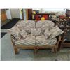Image 2 : WHICKER RATTAN LOVE SEAT WITH CUSHIONS