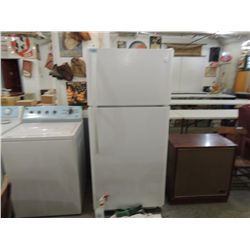 KENMORE REFRIGERATOR