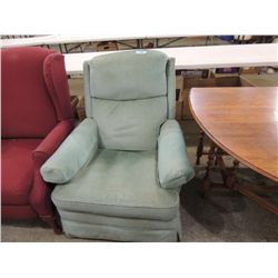 GREEN HIGH BACK RECLINGING CHAIR