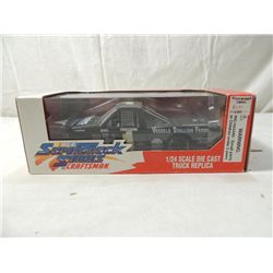 1:24 DIE CAST TRUCK 1995 TRADERS