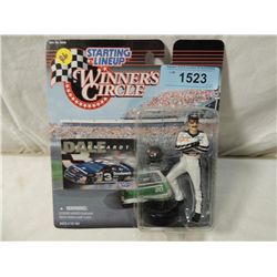 STARTING LINEUP DALE EARNHARDT FIGURE