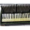 Image 2 : VINTAGE SANTELLI ACCORDION