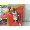Image 2 : STARTING LINEUP MICHAEL JORDAN ACTION FIGURE