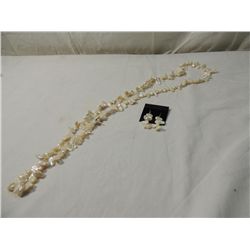 FRESHWATER PEARL NECKLACE & EARRINGS