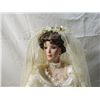 Image 2 : DYNASTY DOLL COLLECTION ANNUAL BRIDE