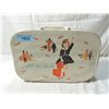 Image 2 : LITTLE MISS TRAVELER VINTAGE SUITCASE