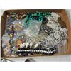 Image 2 : BOX LOT ASSORTED JEWELRY