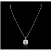 Image 5 : 14KT Yellow Gold 0.72ct Emerald and Diamond Pendant With Chain