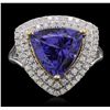 Image 4 : 14KT Two-Tone Gold 4.70ct Tanzanite and Diamond Ring