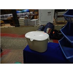 COUNTER TOP COMPOST BIN