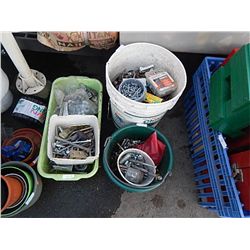 REMAINER OF ITEMS ON CART OF MISC - 7052