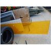 Image 1 : PLEXI-GLASS - YELLOW - 3 PC TOTAL