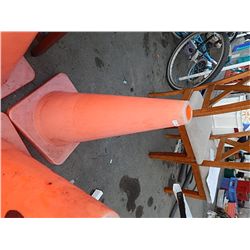 PILON ROAD CONE - LARGE - PLAIN