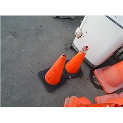 PILON ROAD CONE - MED - BLACK BASE - 2