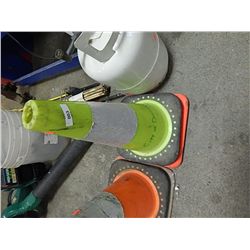 PILON ROAD CONE - MED - 2