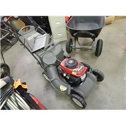LAWNMOWER - HONDA POWER - SELF PROPELLED - GAS - 21" DECK