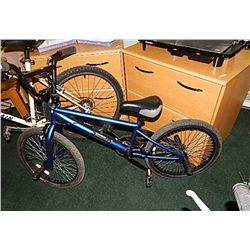 BIKE - QUICK SILVER LASER II - STUNT BIKE