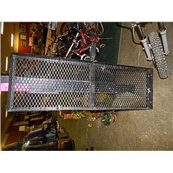 CAR HITCH EXTENSION RACK