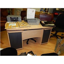 MAPLE STYLE OFFICE DESK